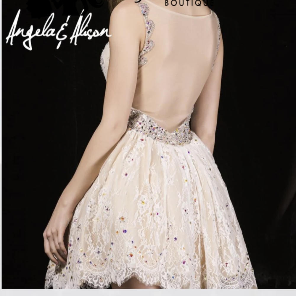 Angela & Alison Dress - Picture 5 of 6